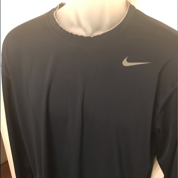 M-XL Nike Pro dri-fit long sleeve navy blue shirt - Picture 1 of 4